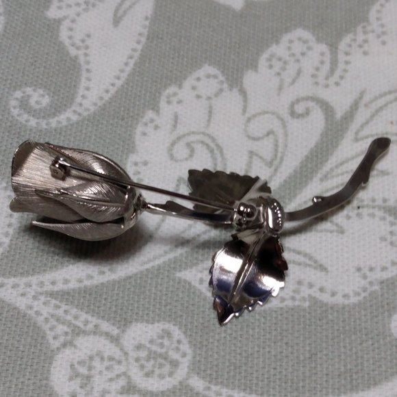 🌲"Legend of the Christmas Rose" Pin - Picture 9 of 9